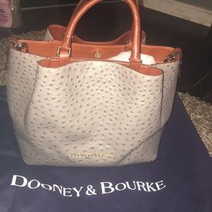 SOLD Dooney & Bourke Large Barlow Satchel Purse